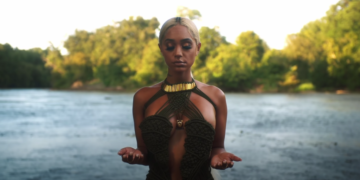 Paloma Ford All For Nothing video
