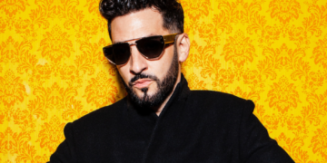 an image of R&B singer Jon B.