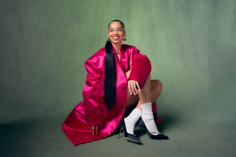 Ella Mai's 'Little Things' Tops Billboard R&B Digital Song Sales Chart