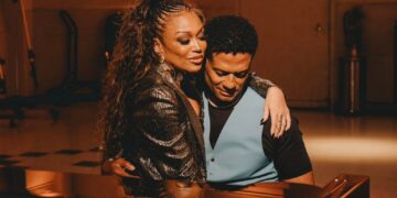 A photo of Chanté Moore and Eric Benét