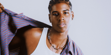An image of R&B singer JayDon