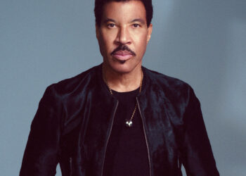 A photo of iconic singer Lionel Richie