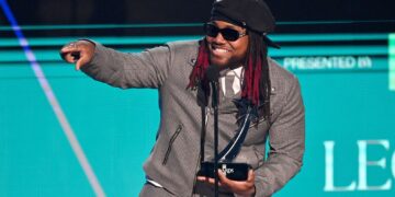 Leon Thomas at the 2025 BET Awards